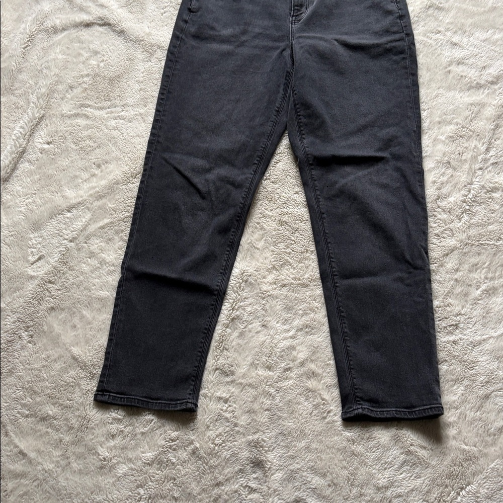 American Eagle Stretch Mom Jeans Sz 8 | High Rise Black Denim AEO - Picture 5 of 12